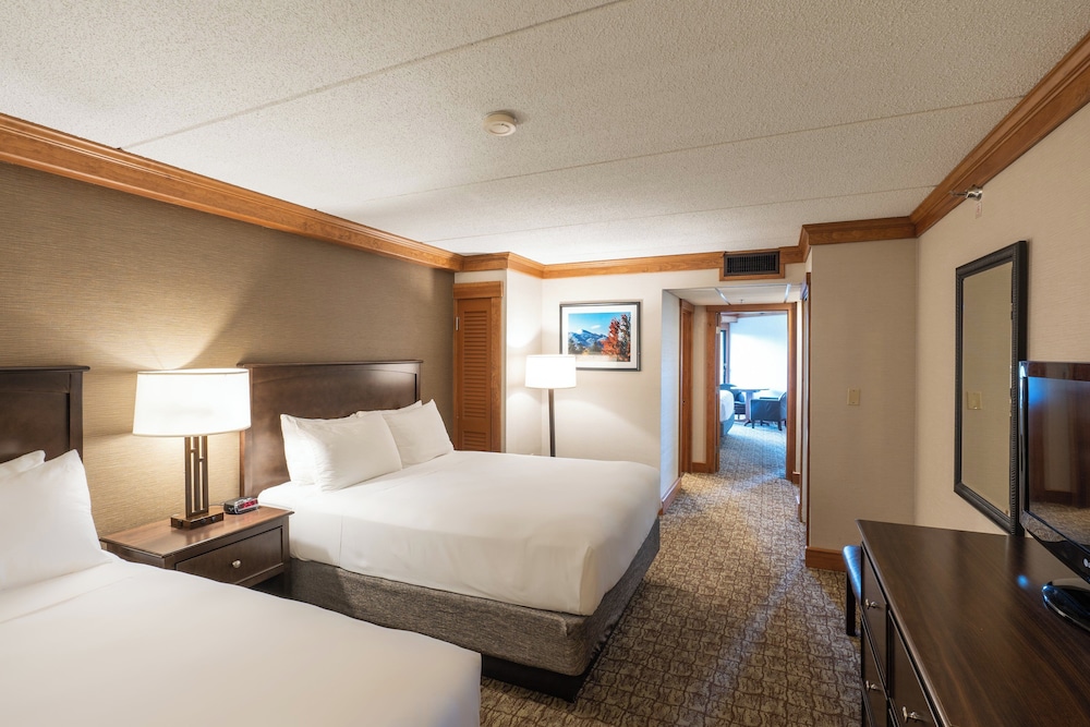 Crowne Plaza Lake Placid - photo 30