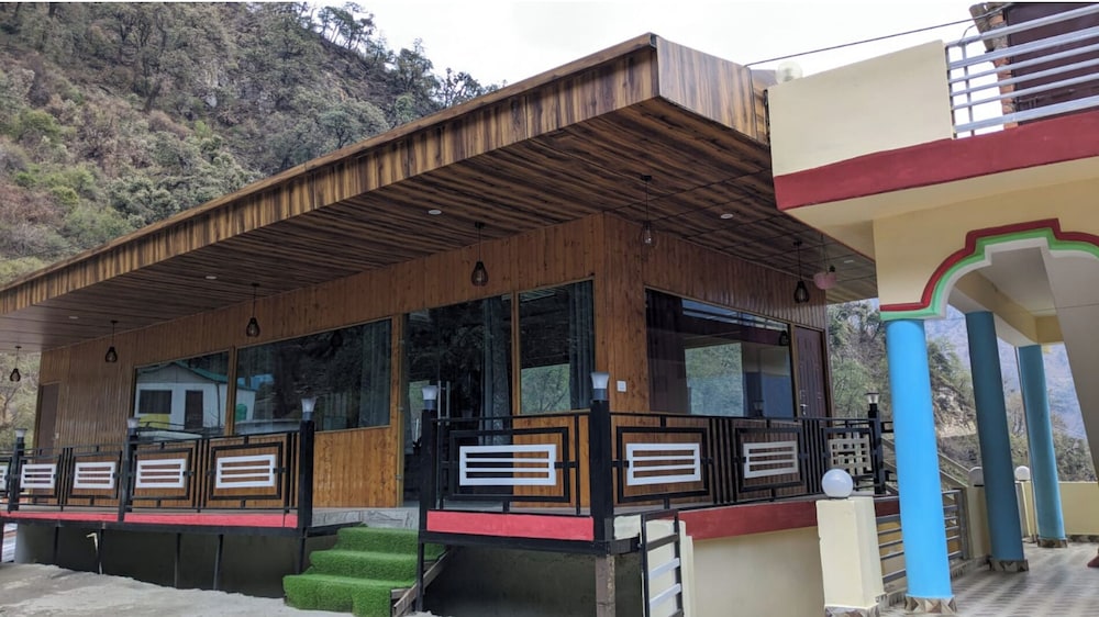 Prince Homestay & Restaurant — 4-Star Luxury Hotel in Rudraprayag, India