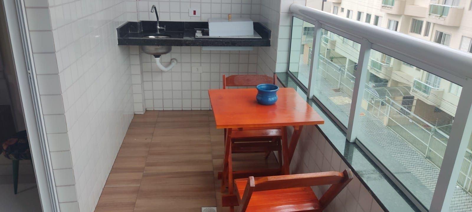 C024 Apto c Sacada Gourmet Garagem in Sao Vicente, Brasil