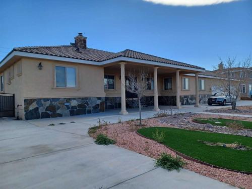 Achievers in Palmdale, United States