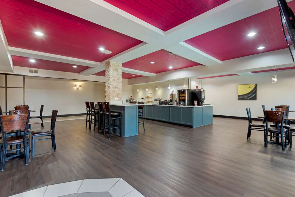 Best Western Plus Arlington North Hotel & Suites - photo 33