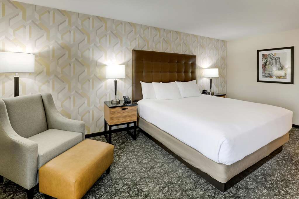 Drury Inn & Suites Birmingham Lakeshore Drive - photo 19