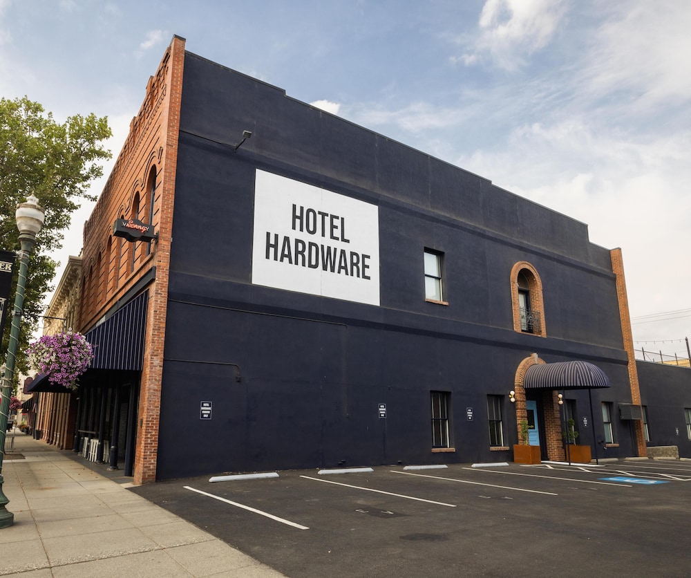 Hotel Hardware - photo 43