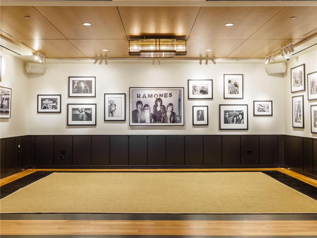 Soho Grand Hotel - photo 25