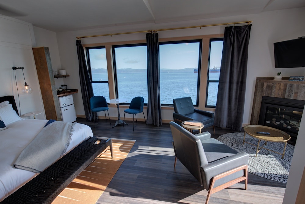 Bowline Hotel - photo 42
