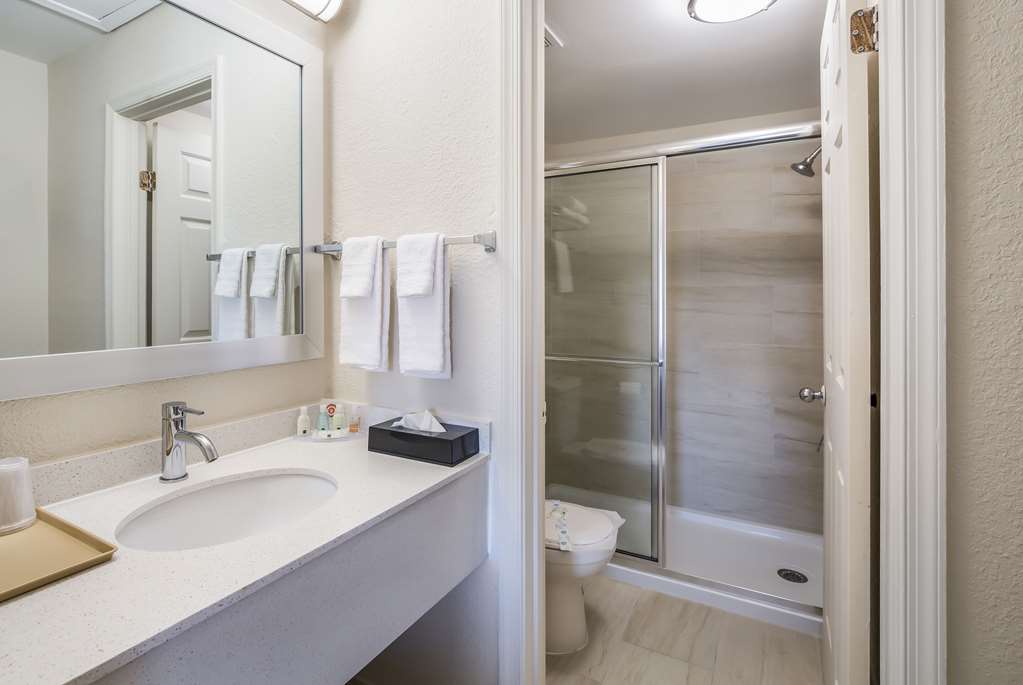 Quality Inn & Suites Suffolk West - photo 23