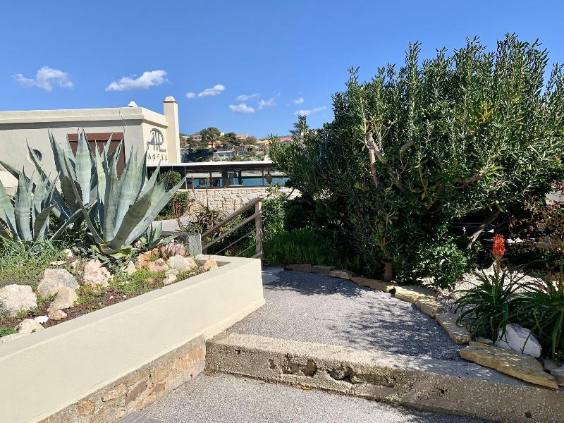 Hotel Plein Large — Bandol — photo 4