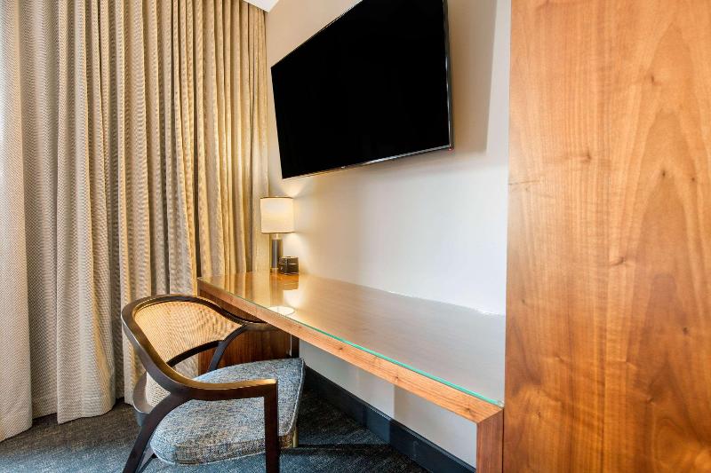 Renaissance Saint Elms Dallas Downtown - photo 57