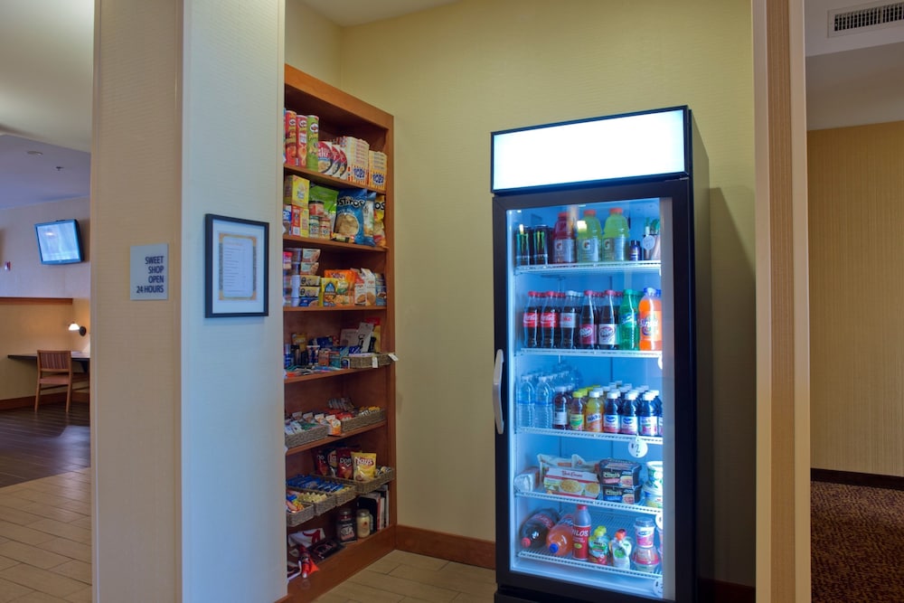 Holiday Inn Express Hotel & Suites Prattville South by IHG - photo 33