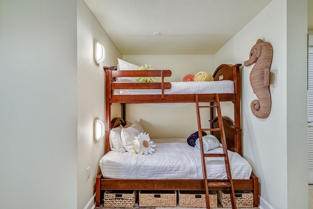 Grand Panama Beach Resort by Book That Condo - photo 13