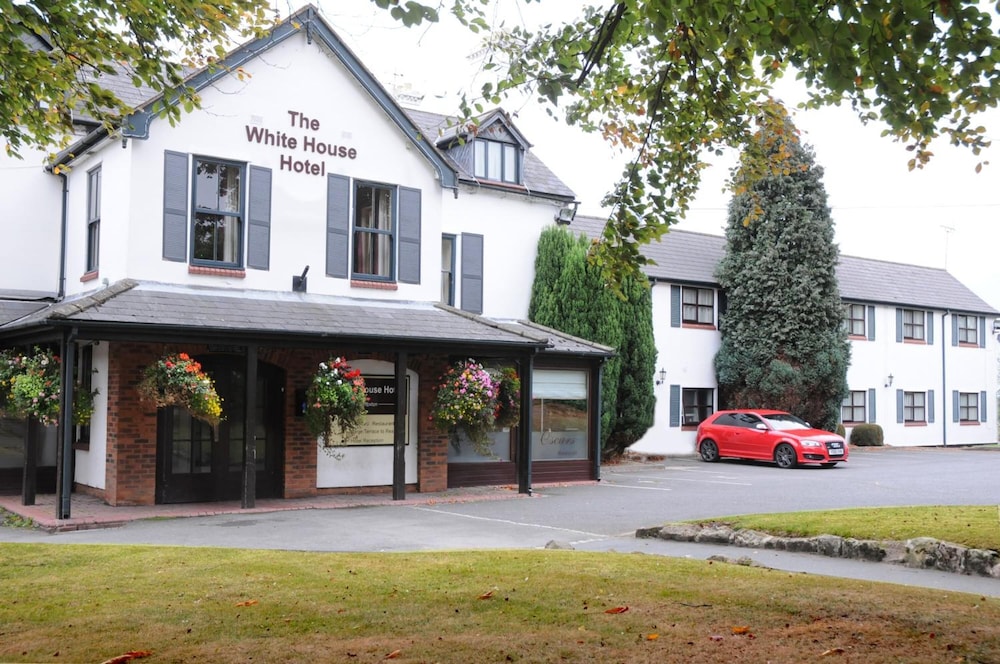 White House Hotel — hotel in Telford
