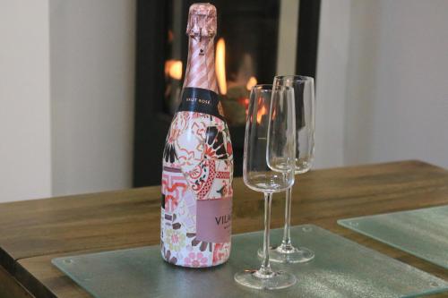 The Old Scullery Cosy Stylish Apartment for two on Harrogate's Iconic Stray