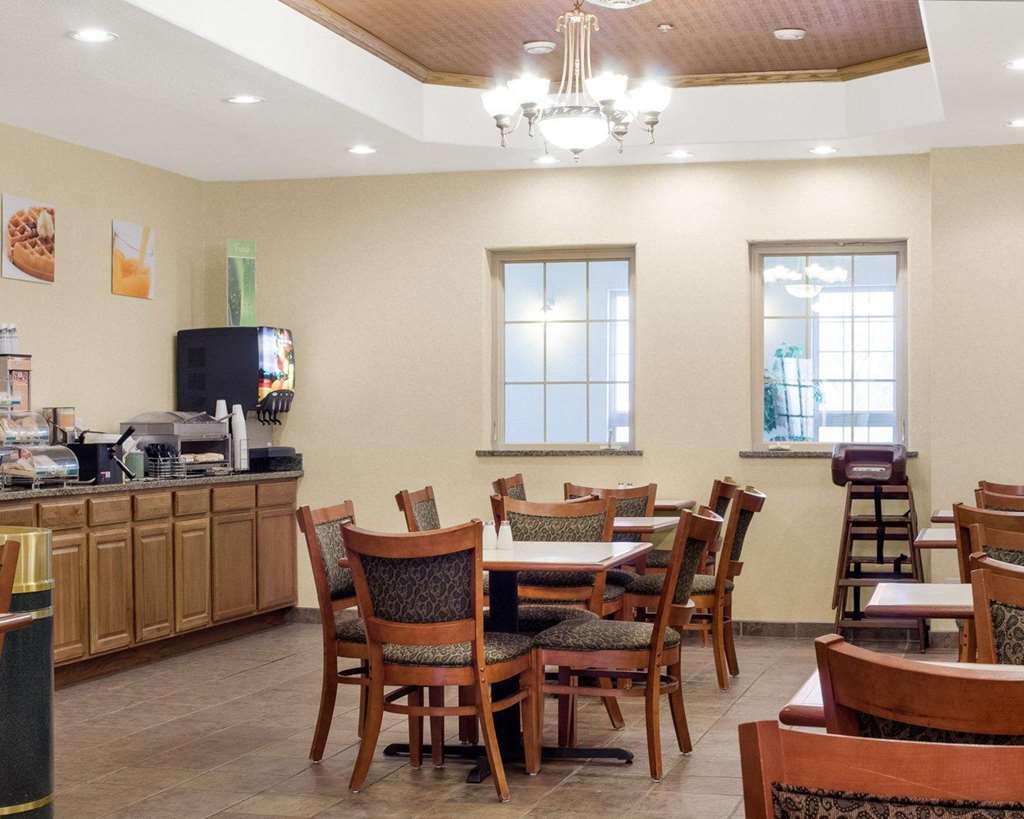 Quality Inn Oacoma Chamberlain - photo 29