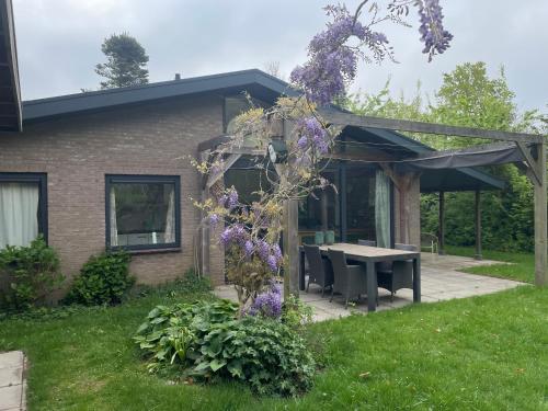 Vakantiewoning Ouwerkerk - last minute hotel in Unknown City