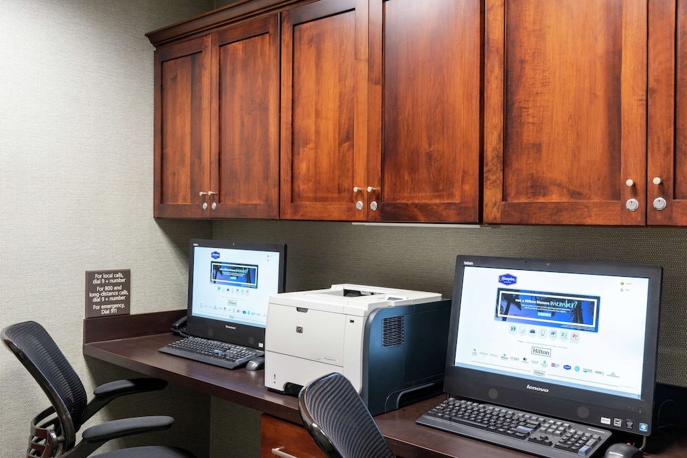 Hampton Inn & Suites Marshalltown - photo 47