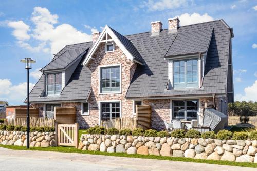 Haus Dikhus — 4-Star Luxury Hotel in Sylt-Ost, Germany