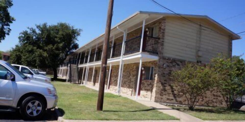 Ranch House Inn and Suites - photo 47