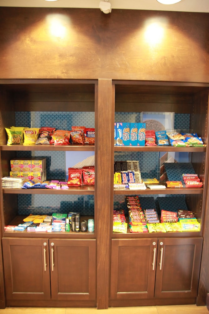 Hampton Inn Tulsa Sand Springs - photo 36