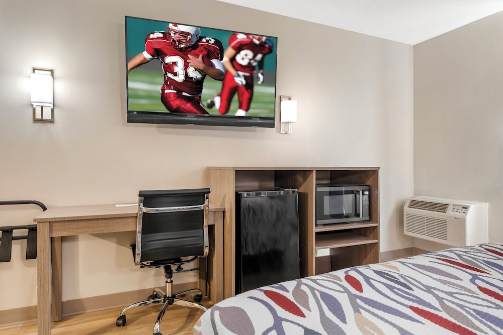Red Roof Inn Johnstown - photo 14