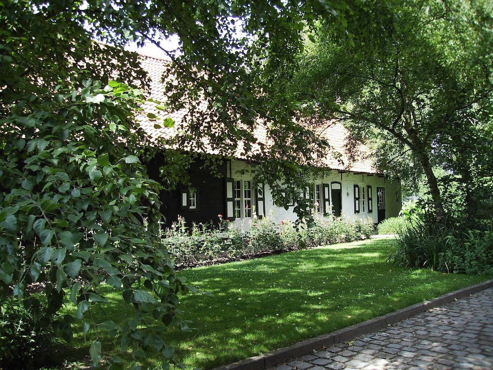 Hotel Landhuis T Wilgenerf — Ieper