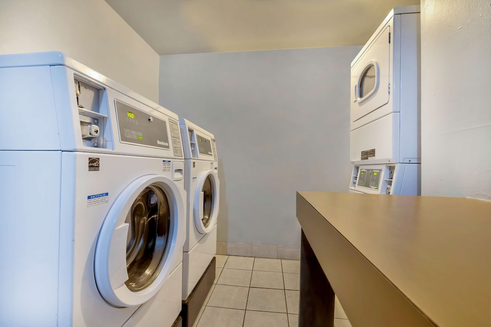 Motel 6 Oshkosh WI - photo 21