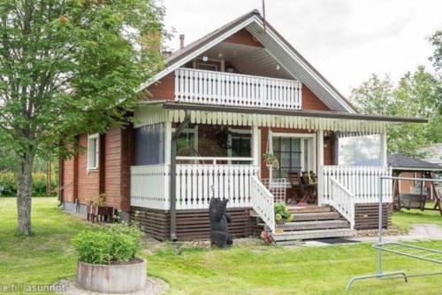 Countryside riverside cabin for both winter and summer — 4-Star Luxury Hotel in Janakkala, Finland