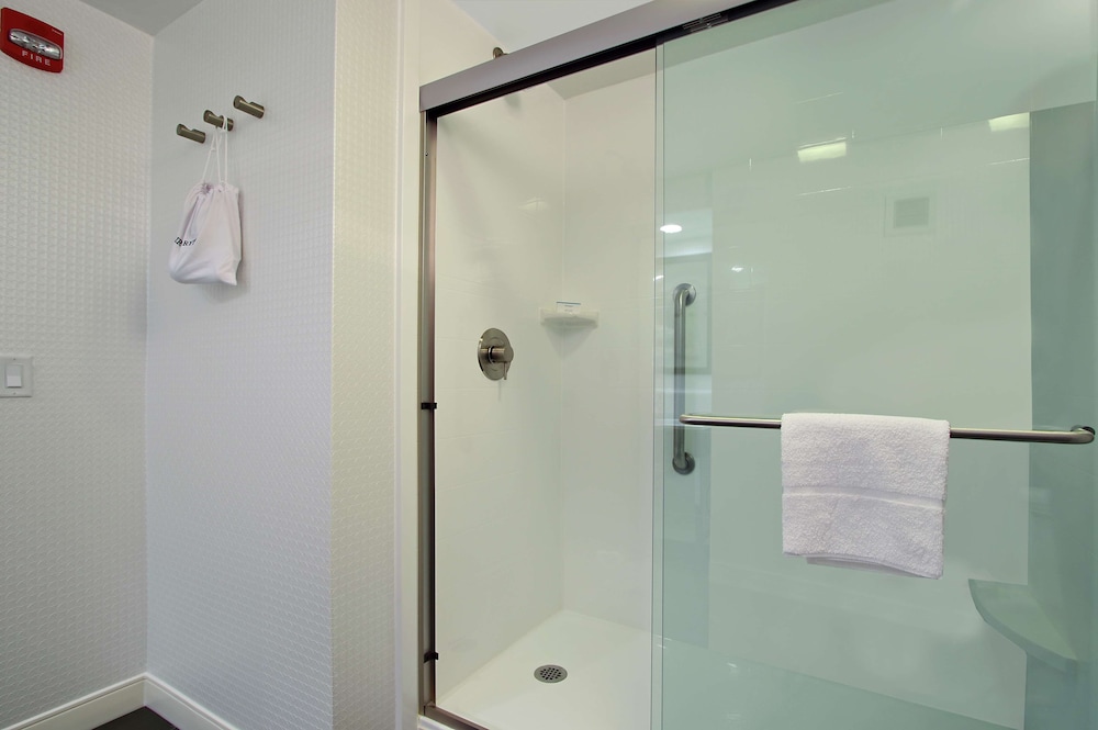 Hampton Inn Hagerstown I 81 - photo 31