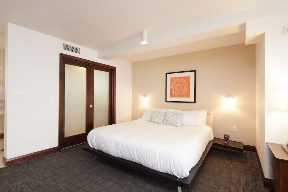 Strand Ocean Drive Suites - photo 15
