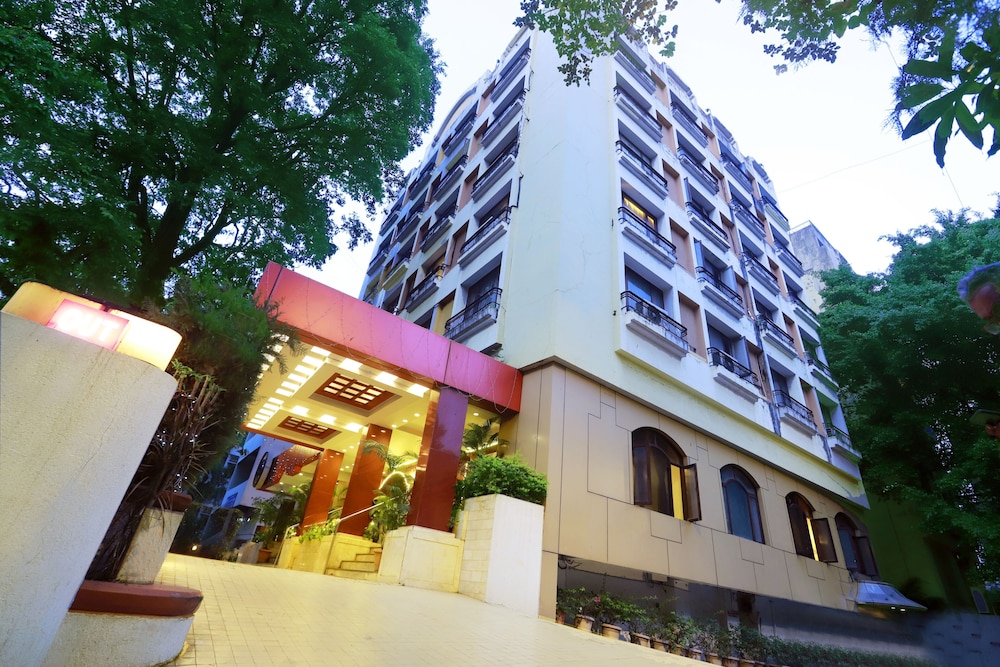 Kohinoor Executive - last minute hotel in Pune
