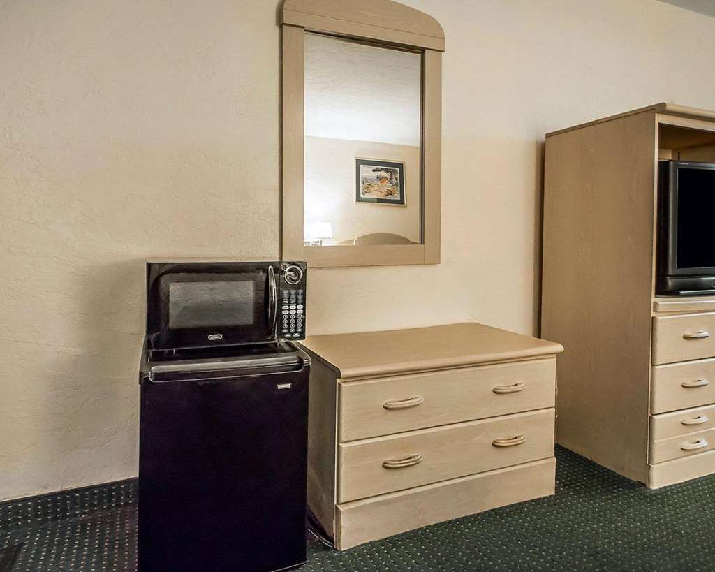 Rodeway Inn Gainesville University Area - photo 16