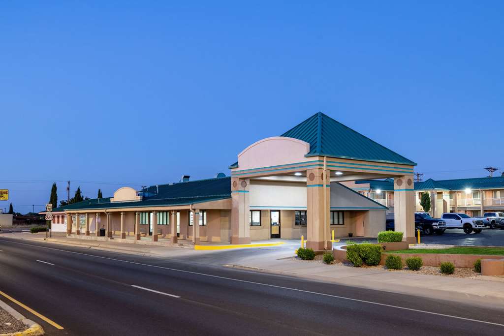 Days Inn by Wyndham Roswell - photo 5