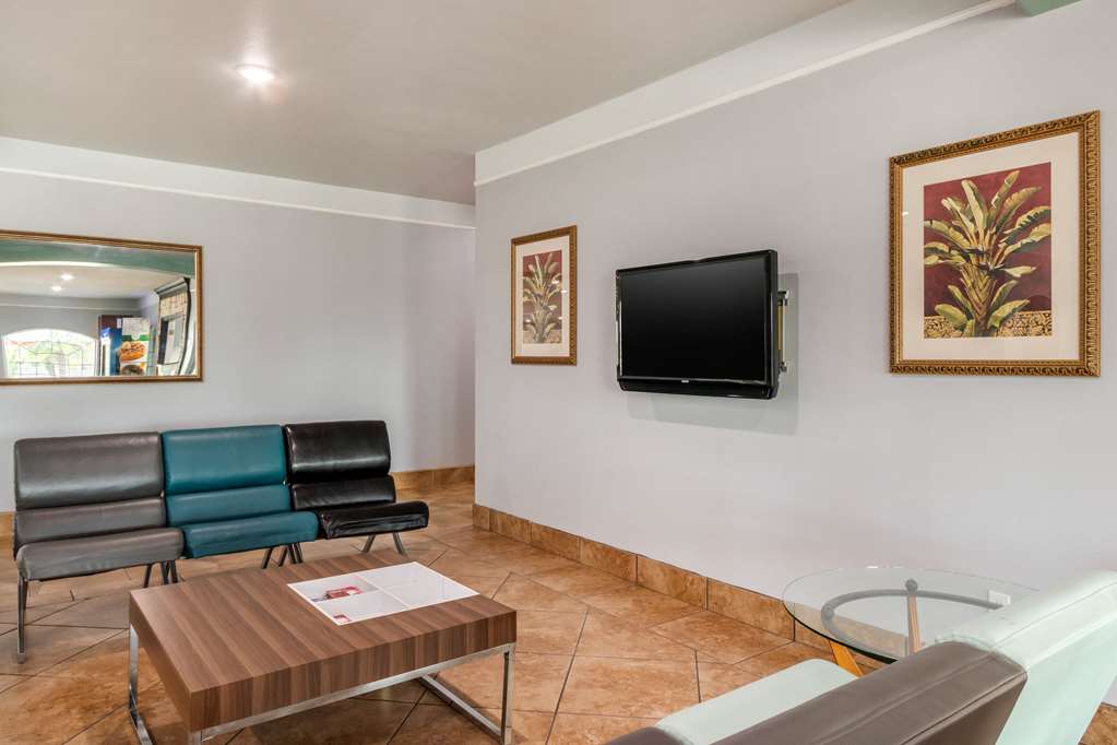 Quality Inn & Suites at The Outlets Mercedes Weslaco - photo 5