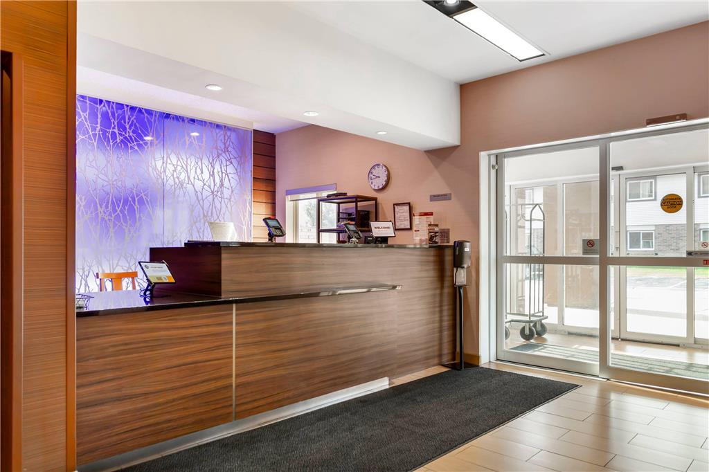 Comfort Inn & Suites Green Bay Stadium Area - photo 5