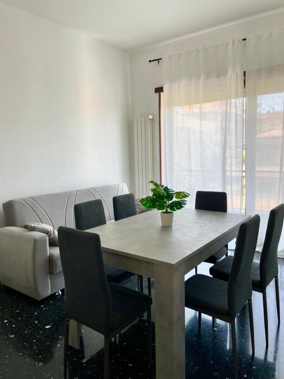 A Due Passi Dal Castello Appartamento Con Vista in Bracciano, Italy