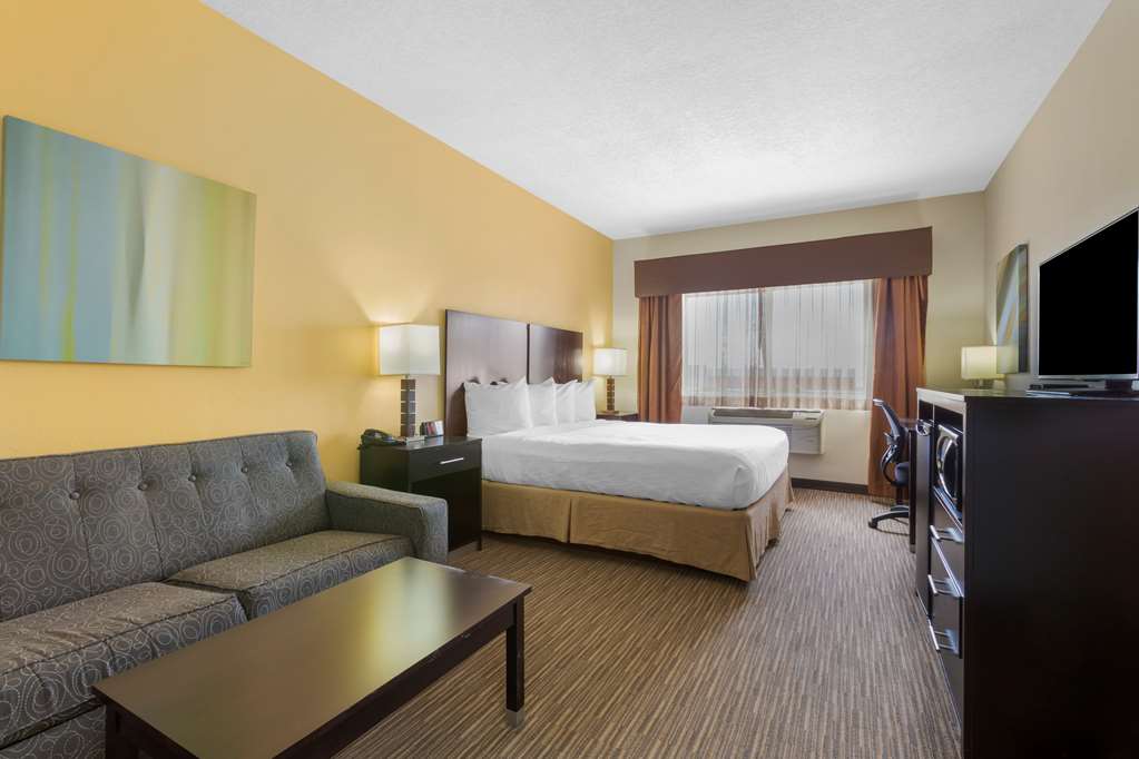 Best Western Plus The Four Corners Inn - photo 28