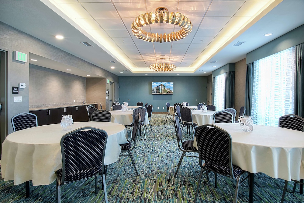 Hampton Inn & Suites Mission Viejo - photo 33