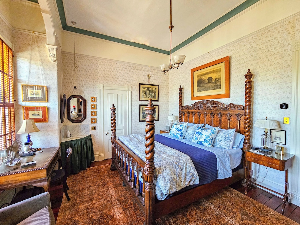 The JD Hyde Historic Inn - photo 15