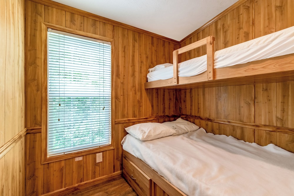 Circle M RV & Camping Resort Caravan Park - photo 8