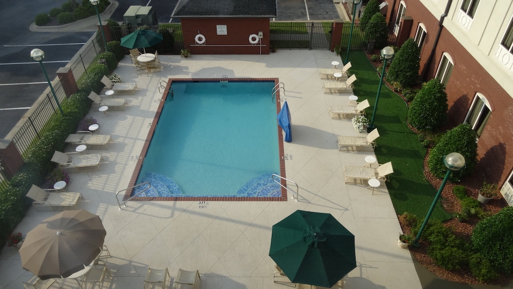 Holiday Inn Express and Suites Tuscaloosa University an IHG Hotel - photo 27