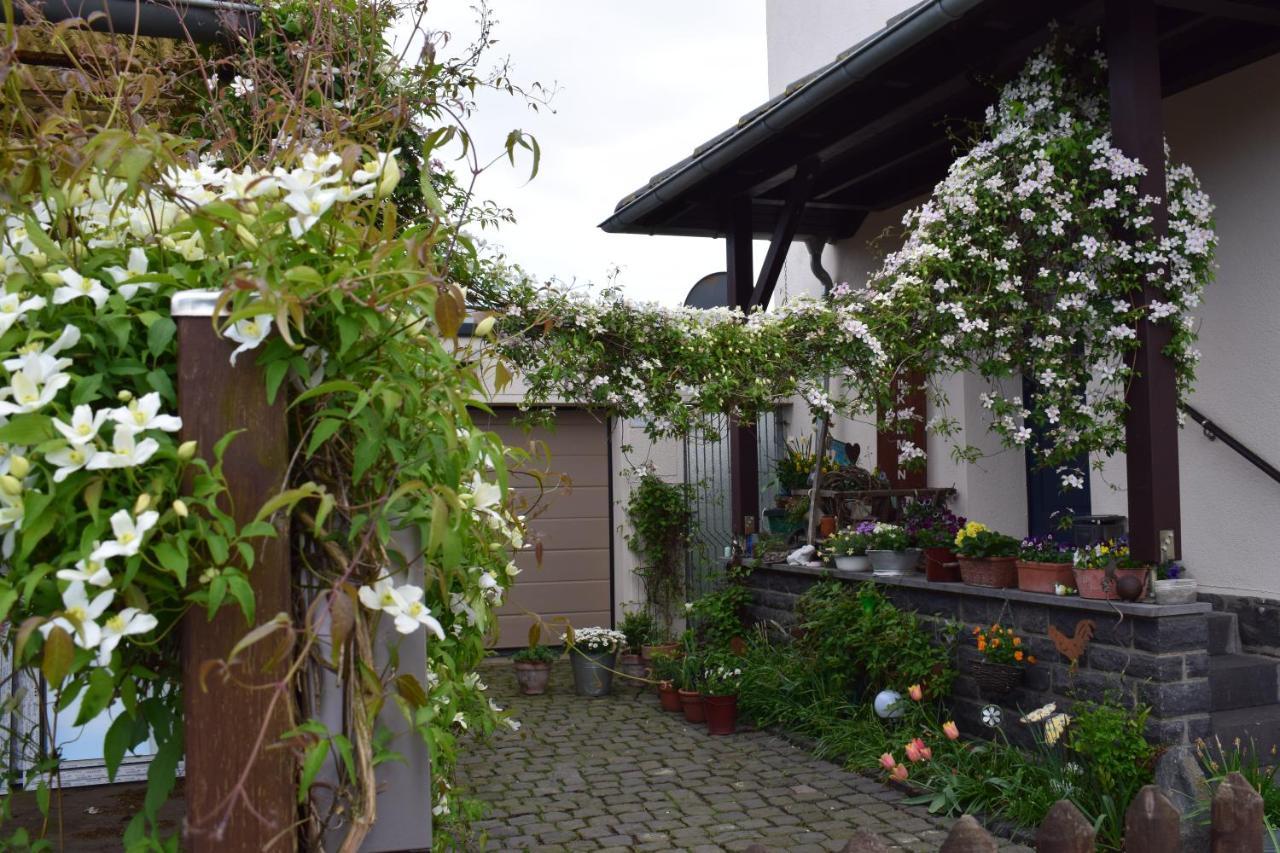 Ferienwohnung Vogt — 4-Star Luxury Hotel in Mertloch, Germany