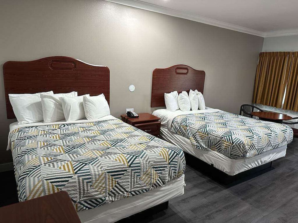 Motel6 South Gate CA - photo 5