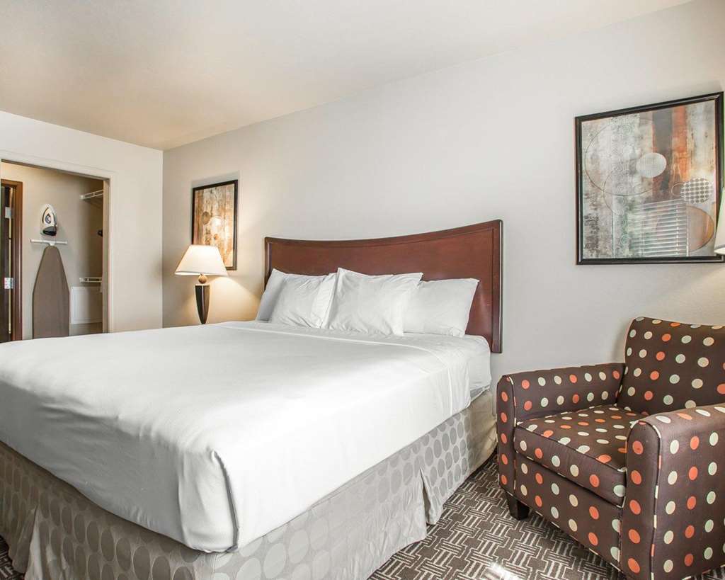 MainStay Suites St. Robert Fort Leonard Wood - photo 30