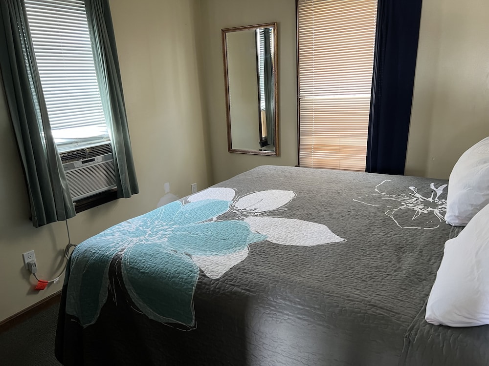 Ships Inn Hotel - photo 23
