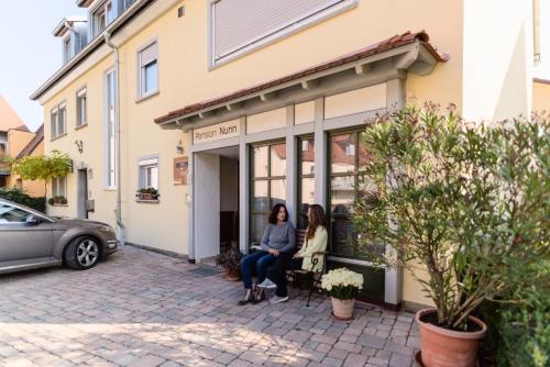 Domizil Nunn - last minute hotel in Rottendorf