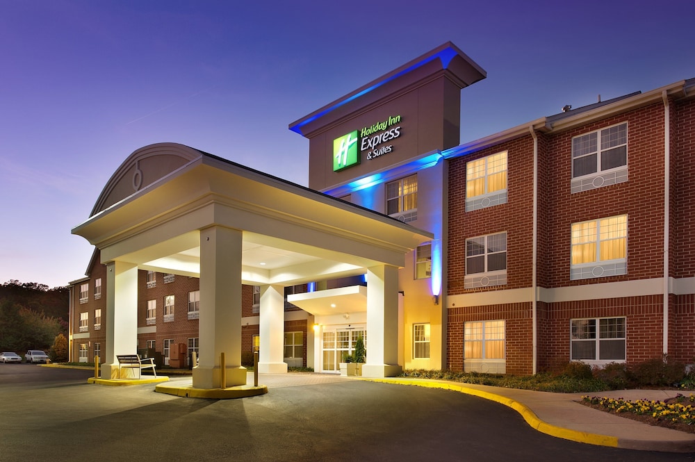 Holiday Inn Express and Suites Manassas by IHG — hotel in Manassas