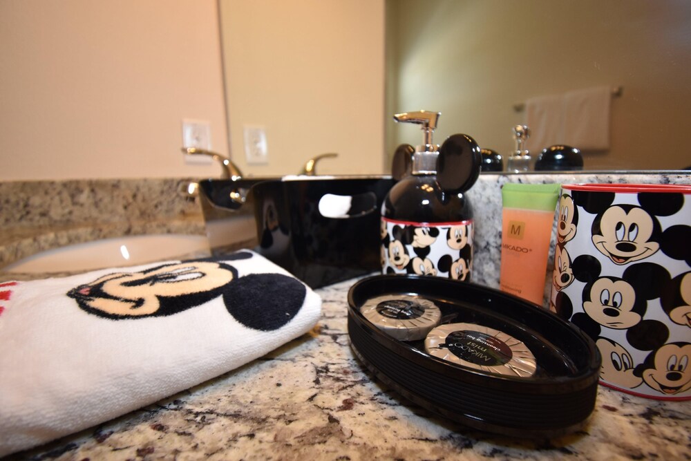 Nov Special W Lucaya 4bed 2 Bath ID: 256175 - photo 18