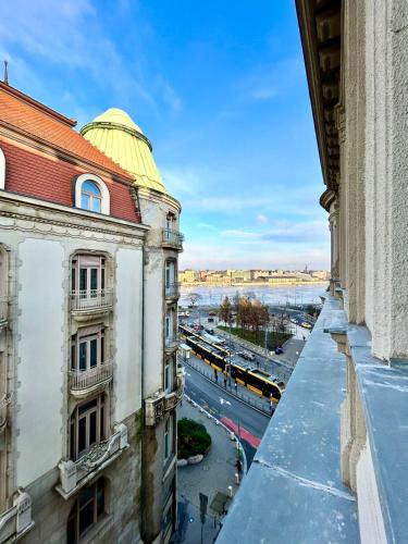 Gellert Danube Panorama Apartment — 4-Star Luxury Hotel in Budapest, Hungary