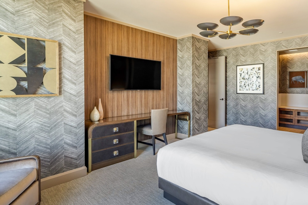 Omni Oklahoma City Hotel - photo 17
