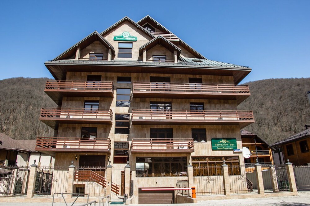 Apart hotel Mountain Residence — 4-Star Luxury Hotel in Krasnaya Polyana, Russia