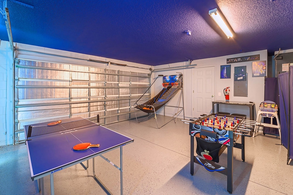 4BR Family Resort Home Private pool & Games Room - photo 8